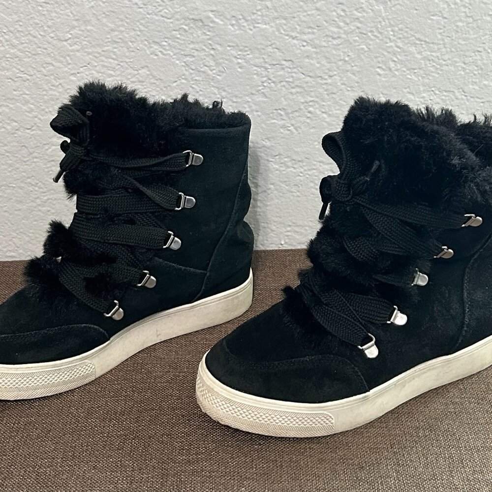 Steve Madden Faux Suede Faux Fur Winter Boots – Size 6.5